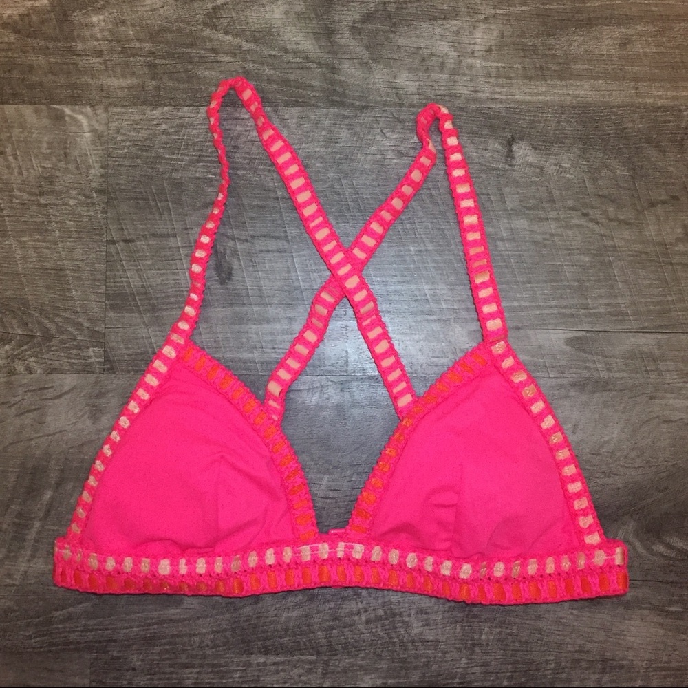 🔥MOVING SALE📦 🆕VS Pink Crochet Bikini